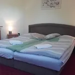 Domino Panzio Bed and Breakfast Székesfehérvár